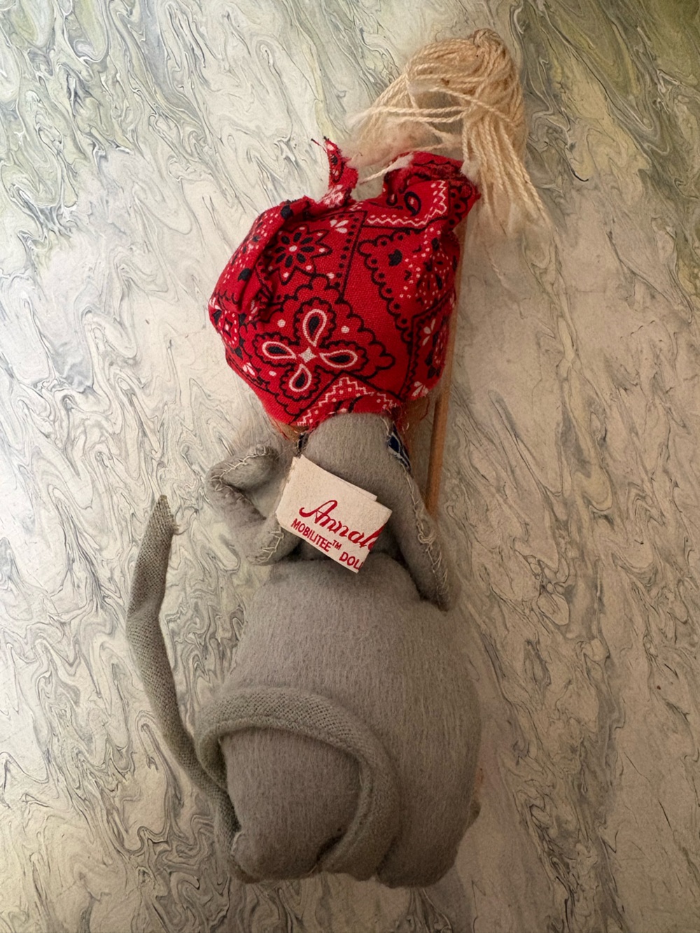 1972 Annalee Doll - Gray Cloth Doll with Red Bandana - Vintage - Picture 2 of 3